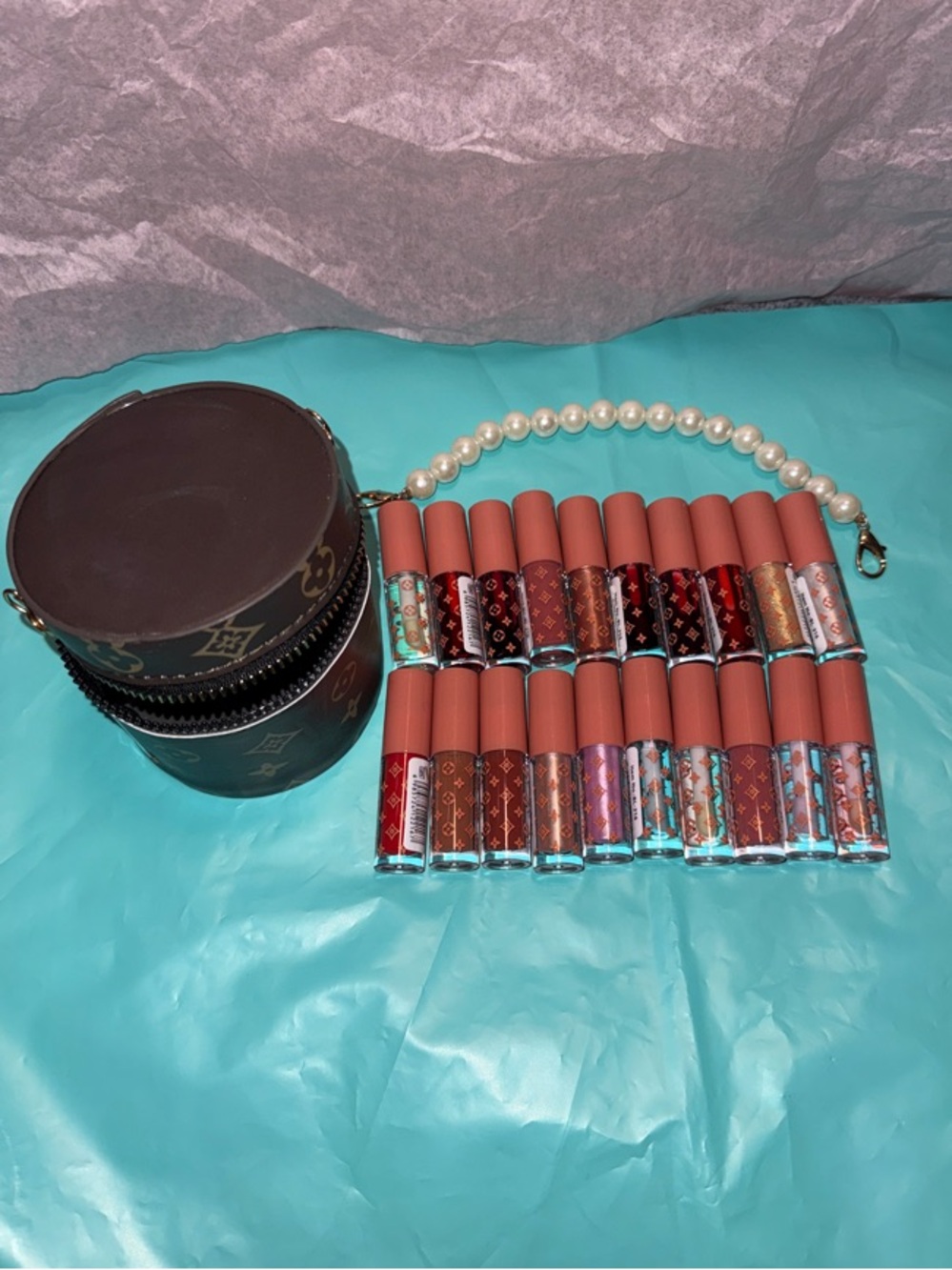LV Style Lip Gloss Set With Case - 20 Piece!